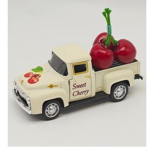 🆕 Cherry Decor – 4.9″Sweet Cherry Vintage Metal Truck with 3 Fake Cherries